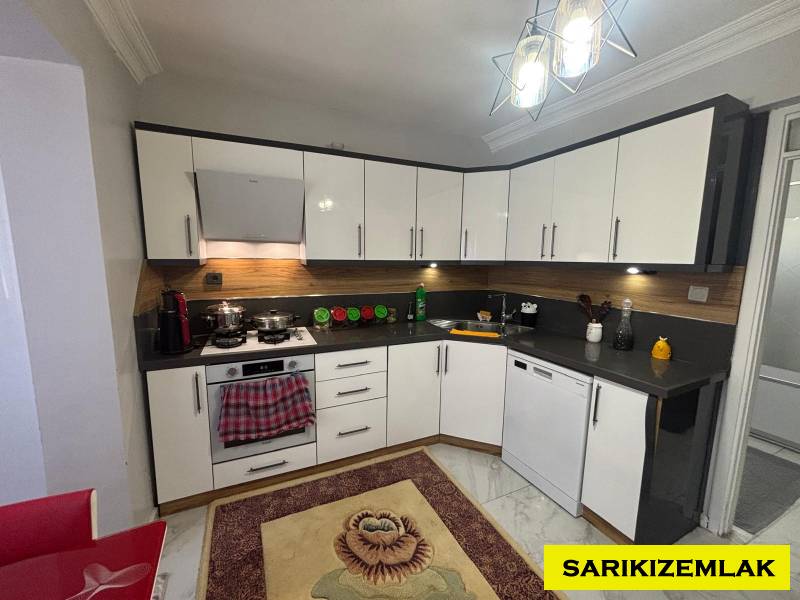 Edremit Soğanyemez Mah`da4+1  Daire.